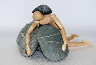 holzfigur-980784_640.jpg
